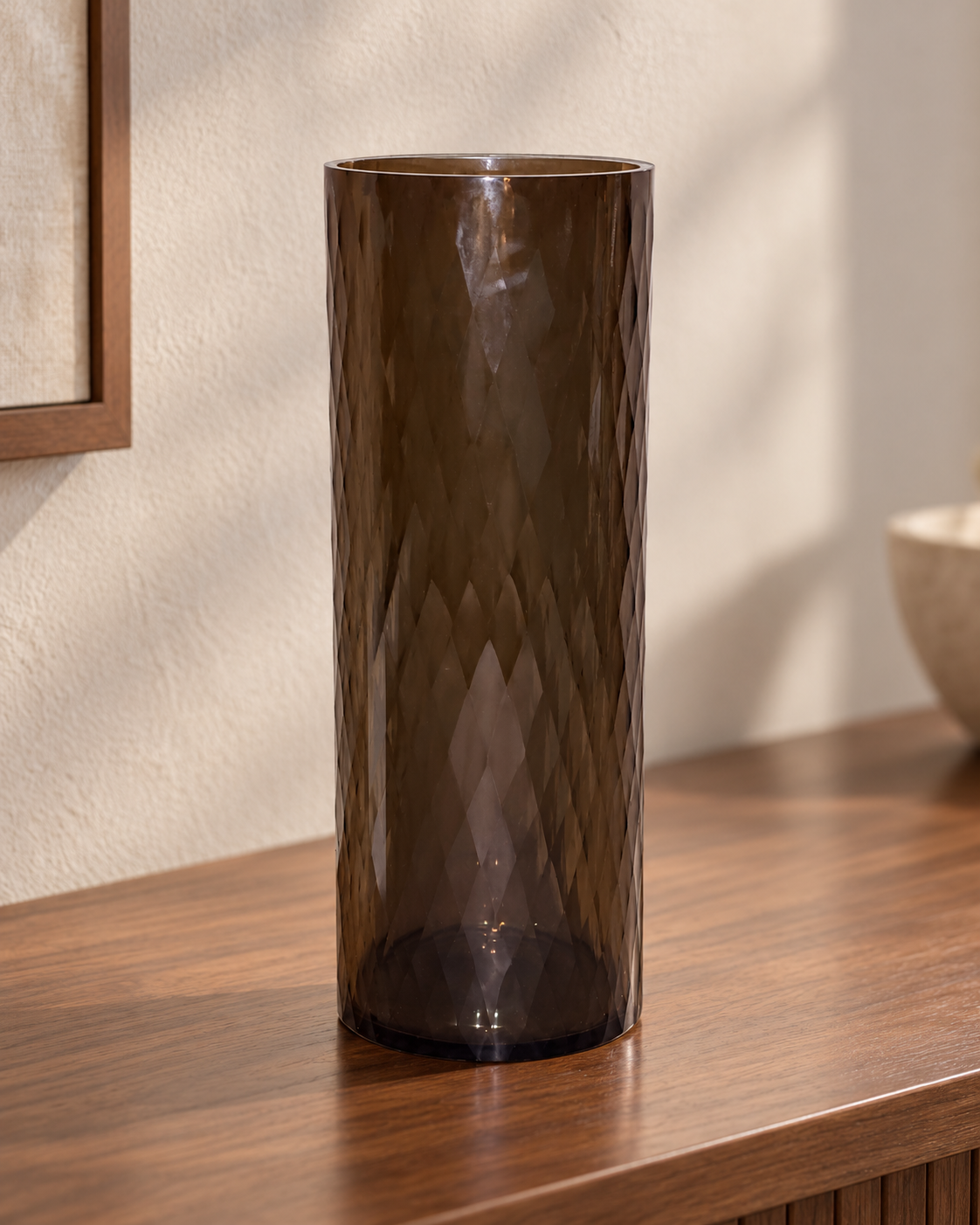 EHAIKA Designer Desk Top Glass Flower Vase, Handmade Honeycomb Cut Patterned - Cylinder Shaped