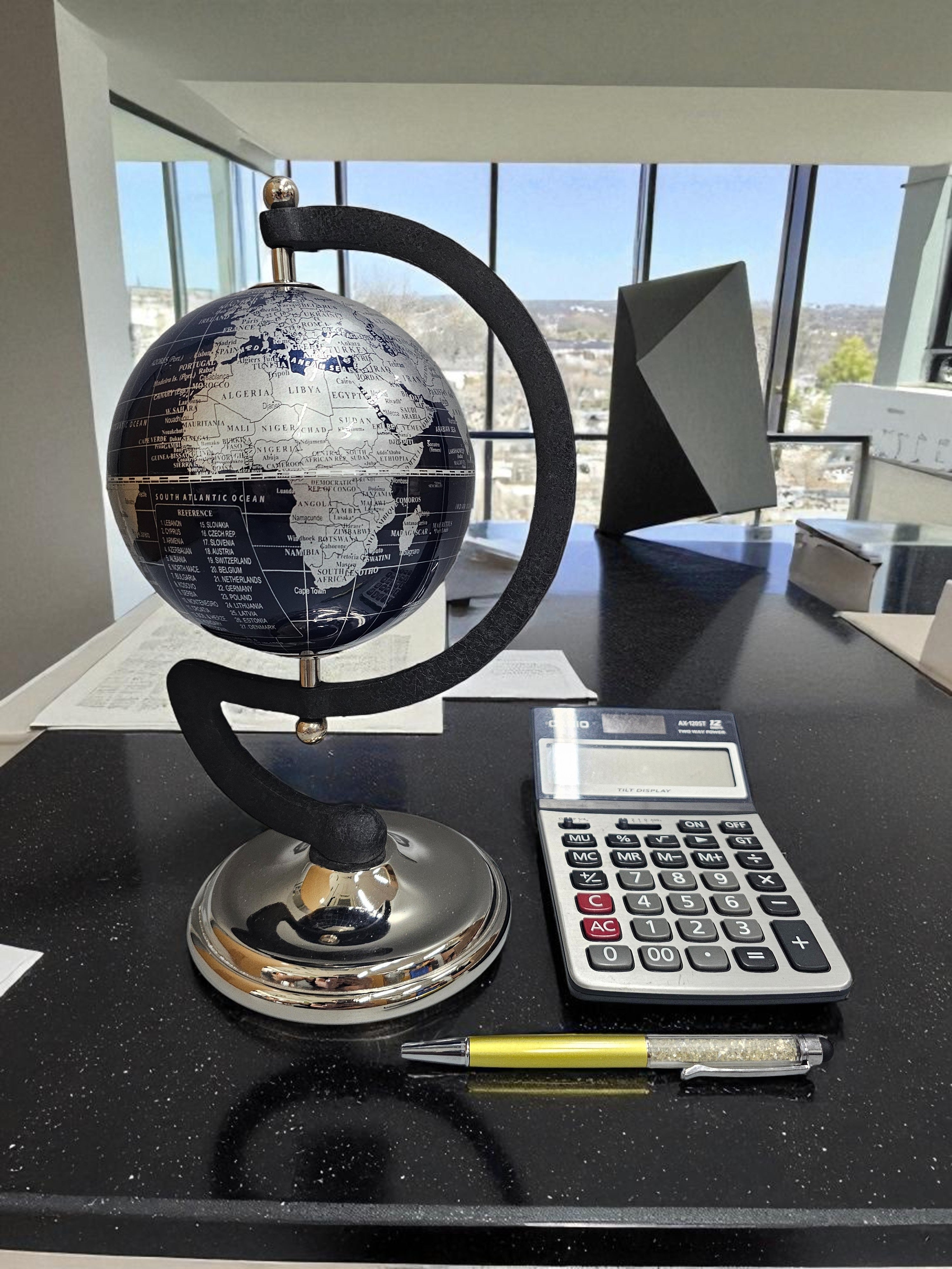 EHAIKA Dark Blue Table Top World Globe, Small Size, Simple & Durable Metal Stand