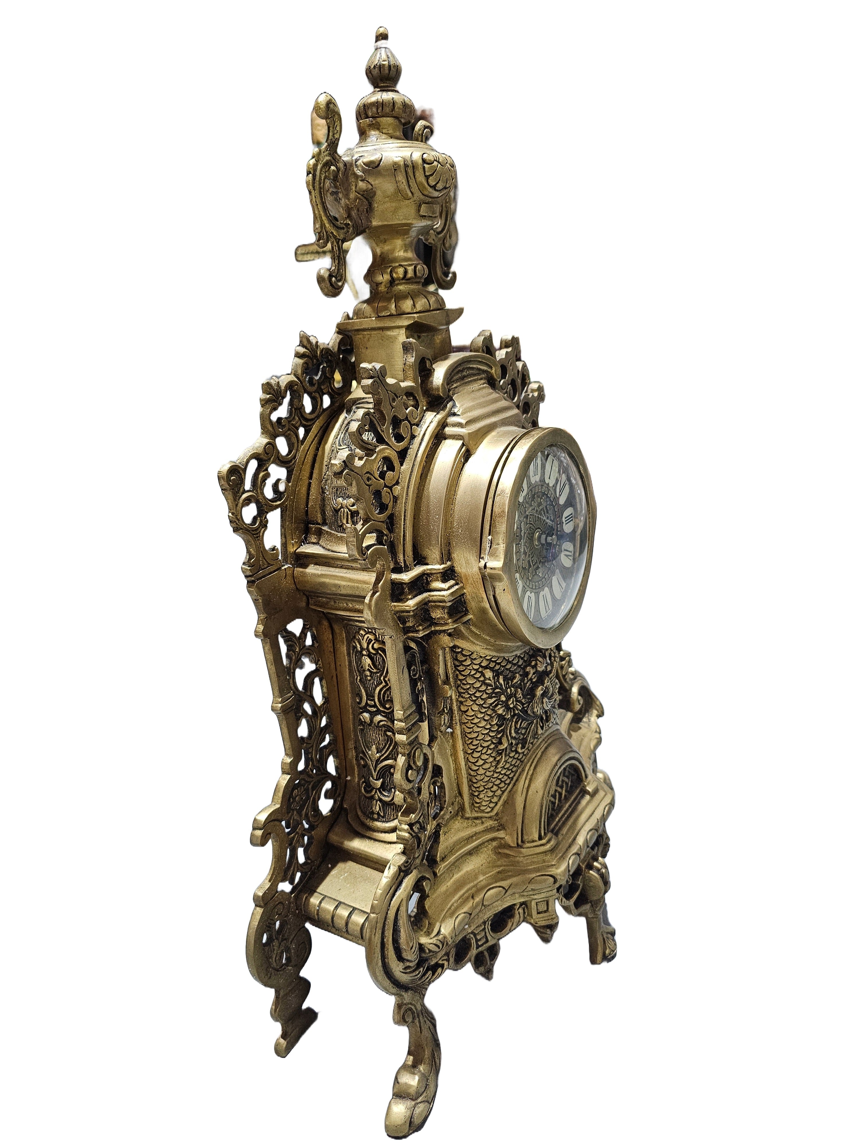 Antique English Brass Bronze Sculpture Tabletop Clock / Watch home office restaurant decor display decoration